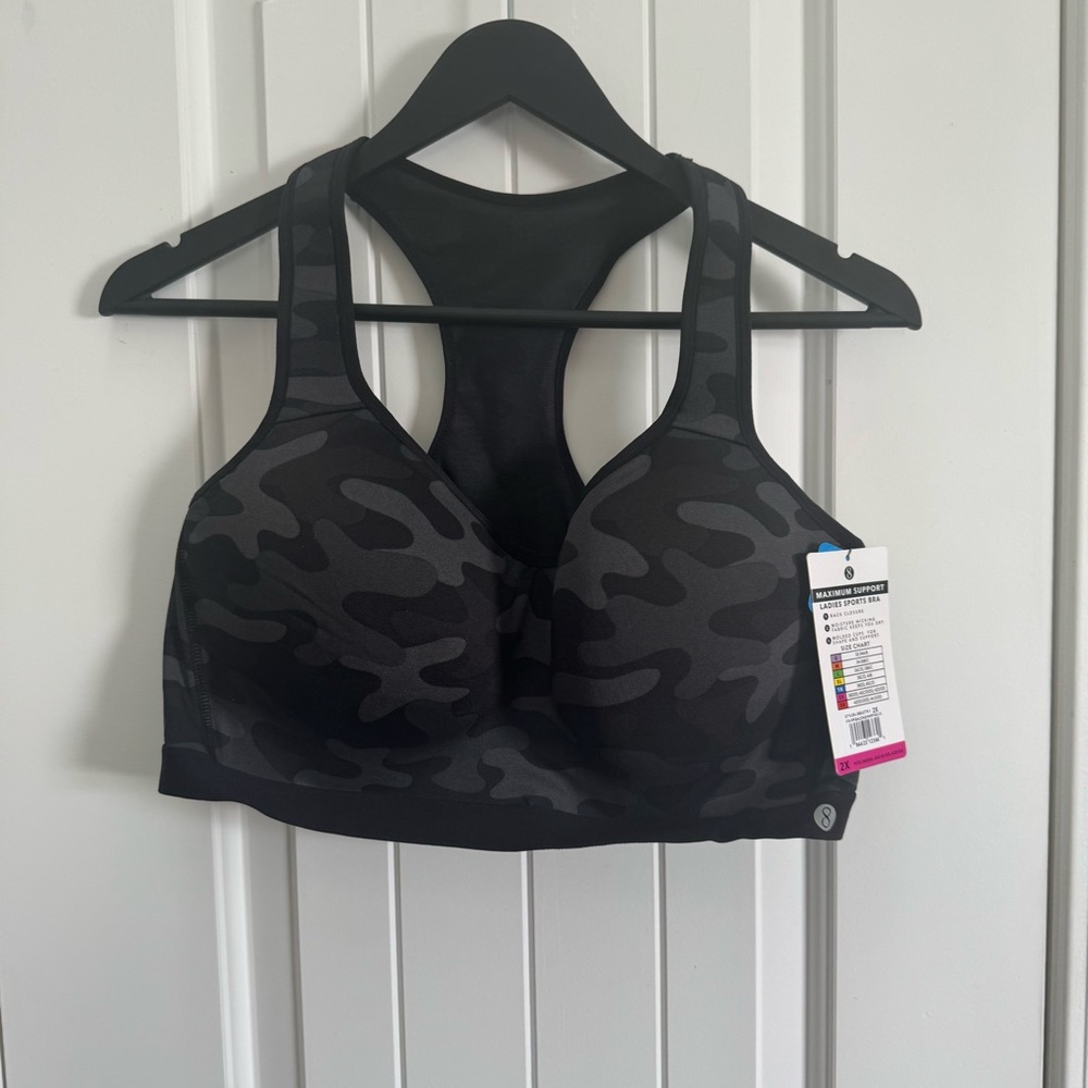 Layers Size 2X Camouflage Black Sports Bra - NWT